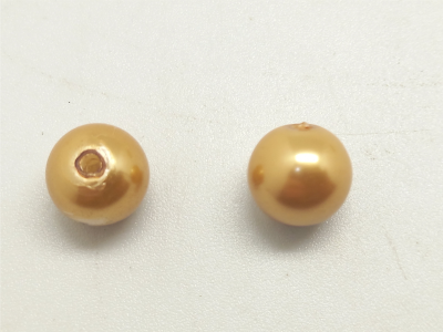 reflective-golden-beads