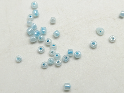 baby-blue-tube-beads