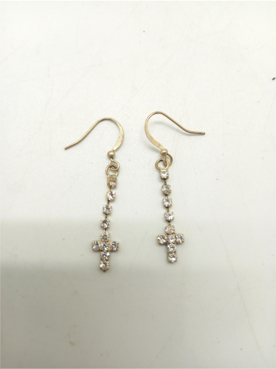 extended-cross-earrings