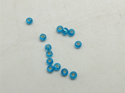 small-dark-blue-beads